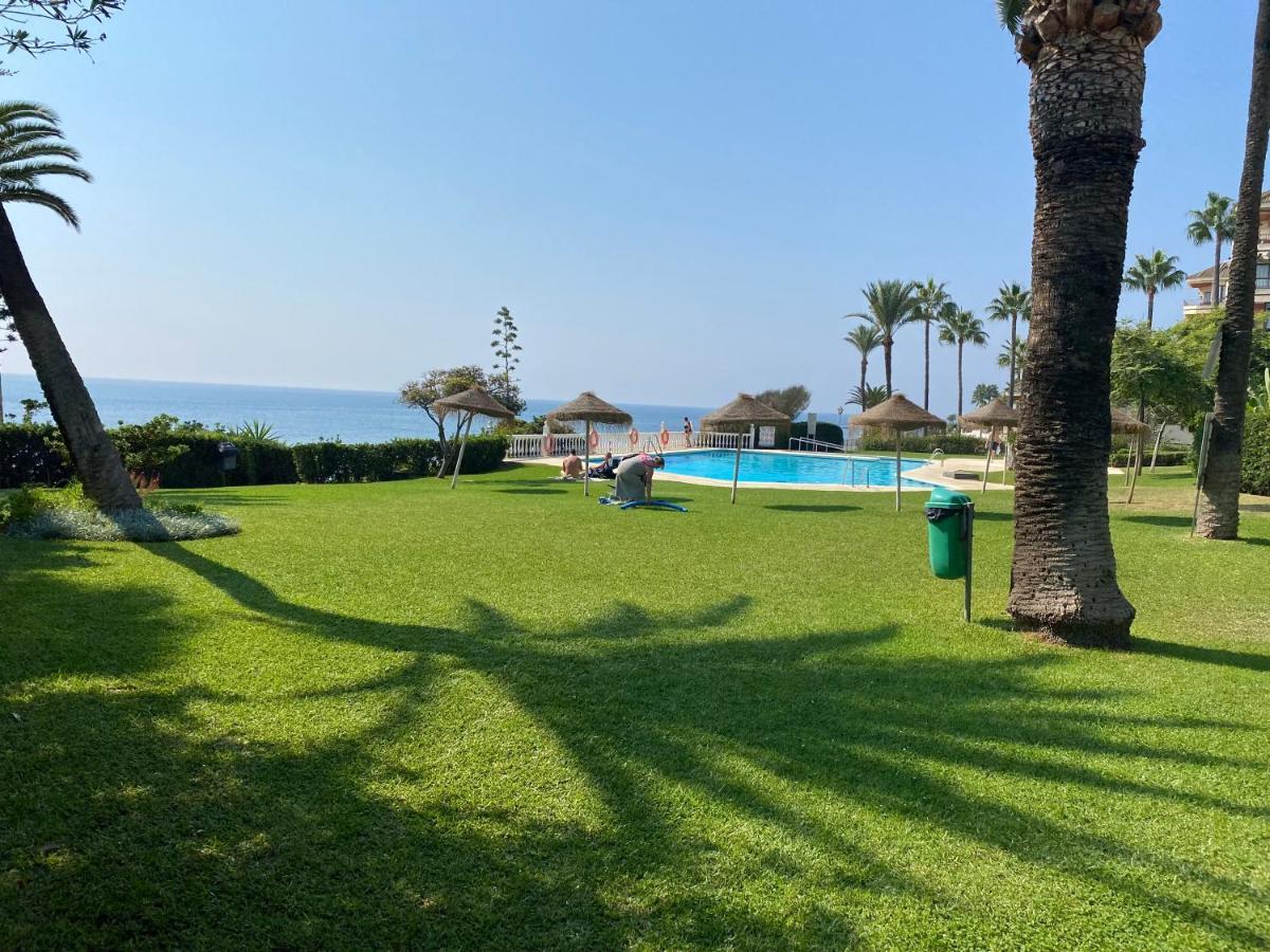 Apartamento Super Holday Lubina Sol Mijas Beachfront Exterior foto