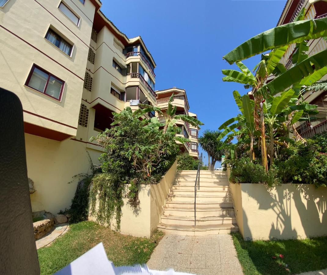 Apartamento Super Holday Lubina Sol Mijas Beachfront Exterior foto