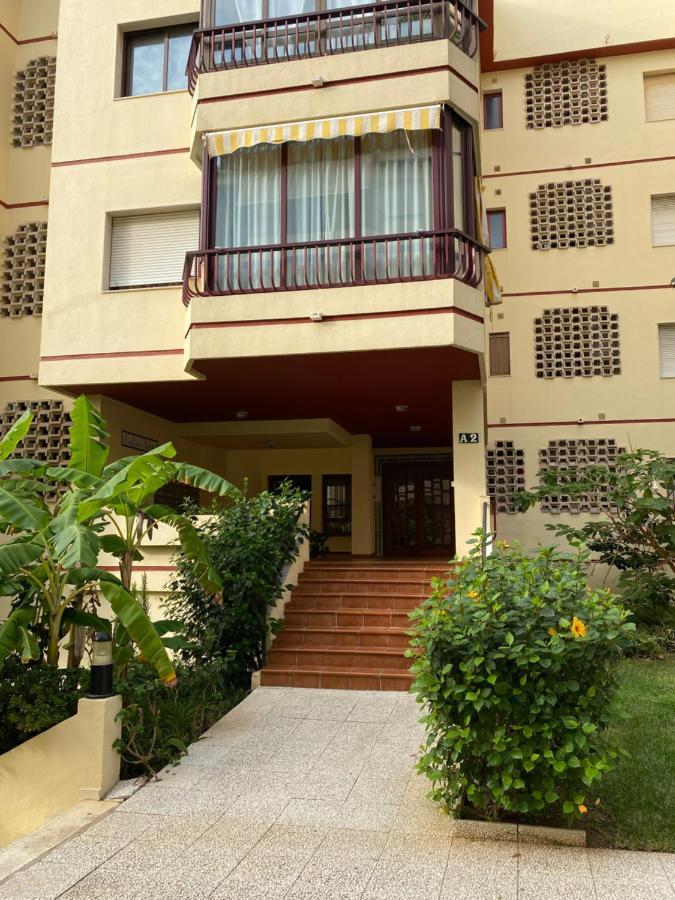 Apartamento Super Holday Lubina Sol Mijas Beachfront Exterior foto
